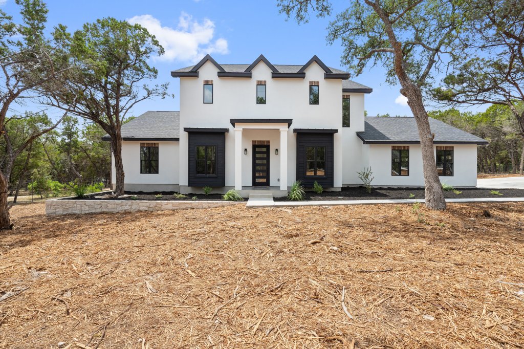 Driftwood Real Estate Guide 2026 Why Buyers Love It and What to Know Before You Buy